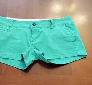 California & company are a size 28/6. thumbnail 5