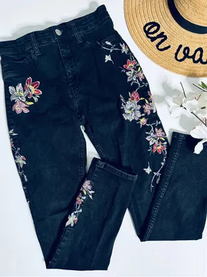 Urban Outfitters BDG Twig High Rise Skinny Black Floral Embroidered Jeans 27 thumbnail 5