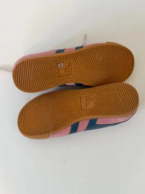 Gola Elan Women's Pink Suede Sneakers in Coral Pink, Moonlight & Raspberry 8.5 thumbnail 9
