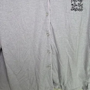 Laura Ashley Womens Size M Long Sleeve Do Not Disturb Print Sleep‎ Shirt PJ Top thumbnail 6