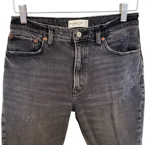 Abercrombie & Fitch High Rise 9” Short In Washed Black Size 26 thumbnail 3