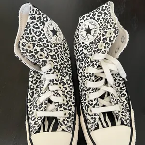 NIB CONVERSE Chuck Taylor All Star High 'Animal Mix' thumbnail 5