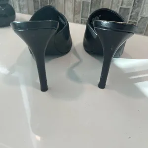 Nine West Black Leather Point Mule Heel Size 9 thumbnail 5