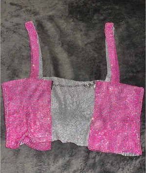 SheIn NWOT Rhinestone Detail Metallic Open Back Pink Top thumbnail 4