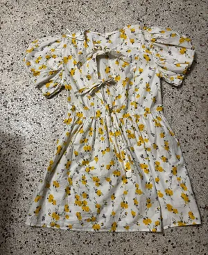 Sim & Sam White Floral Tie-Front Mini Dress with Puff Sleeves med thumbnail 1