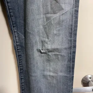 7 For All Mankind Mens Size 36 Standard Fit Jeans Blue Straight Leg Distressed thumbnail 4