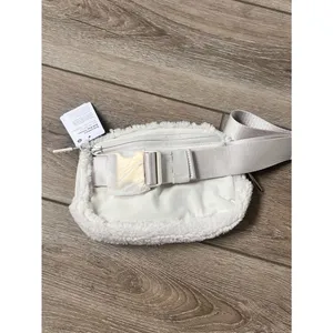 Lululemon Everywhere Belt Bag *Fleece - White and Gold thumbnail 6
