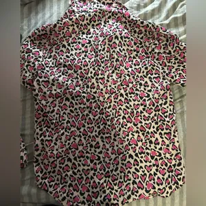 Victoria's Secret Pink and Black Leopard Heart Print Pajama Set thumbnail 3