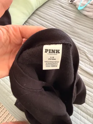 PINK - Victoria's Secret thumbnail 3