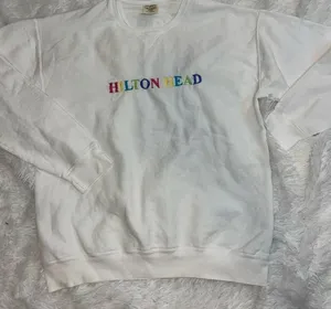 Hilton Head White Crewneck Comfort Colors Embroidered Sweatshirt size Medium thumbnail 1