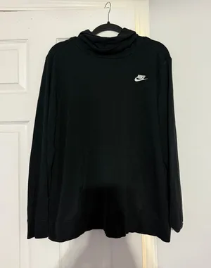 Nike Pullover thumbnail 1