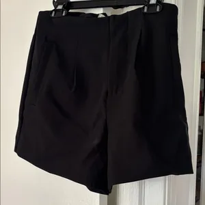 A New Day Black High Rise Tailored Shorts Size 2 NWT thumbnail 2