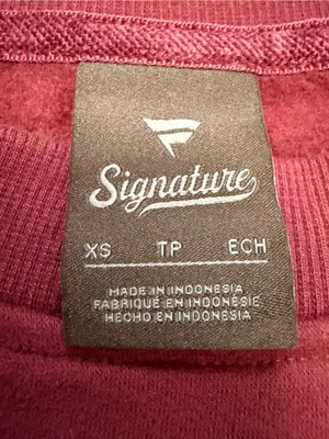 NWT Signature by Fanatics Philadelphia‎ Phillies Cropped Crewneck Sweatshirt XS thumbnail 3