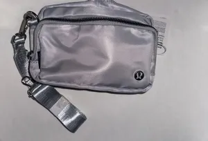 lululemon Everywhere Crossbody Bag 2L  thumbnail 1