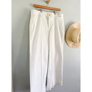 J.Crew | NWT Petite Denim Trouser Jean Stacked Buttons White | Sz P31 thumbnail 3