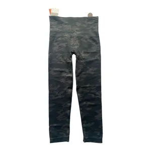 Spanx Seamless Women’s Black Camo Cropped Length LeggingsSize‎ M thumbnail 5