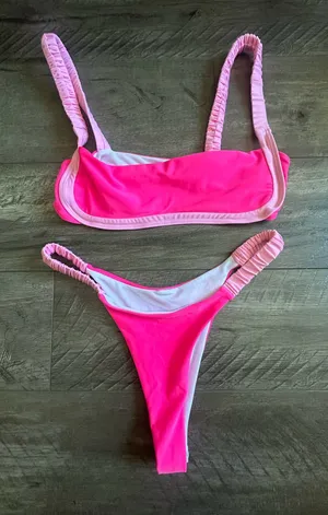 Pink Bikini Set Size M thumbnail 1