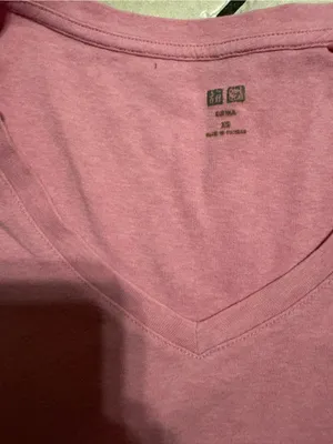 Uniqlo Pink V-Neck Short Sleeve Tee thumbnail 2