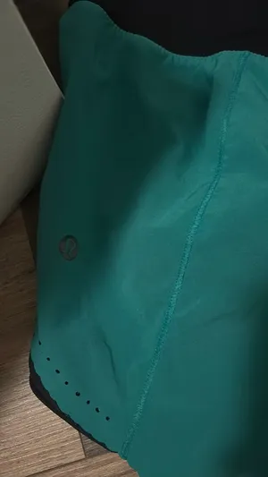 Lululemon Speed Up Shorts thumbnail 2