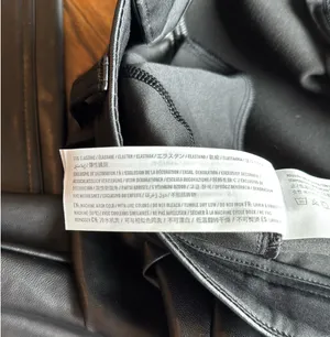 Abercrombie Curve Love ‘90s Straight Ultra High Rise Vegan Leather Pant thumbnail 10