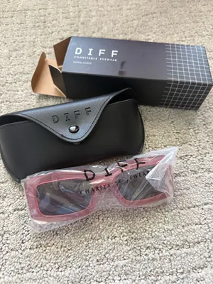 DIFF Eyewear Indy Rectangular Sunglasses Reddish Pink New in Box thumbnail 7