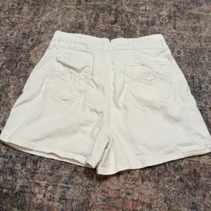 Faherty Rikki Organic Cotton High Waisted Shorts Cream White XL thumbnail 3