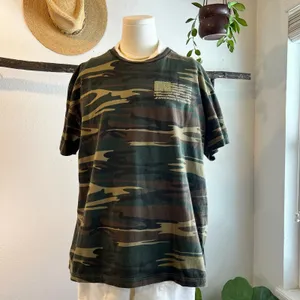 Bandimere Speedway Colorado Worn in Green Camo Graphic Tee Size XL Unisex thumbnail 3