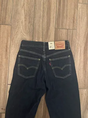 Levis low rise dark wash jeans thumbnail 3