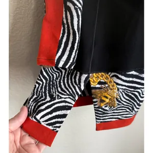 Eva Varro Womens S‎ Black Zebra Tunic Blouse Long Sleeve Bee Ladybug Career Chic thumbnail 9
