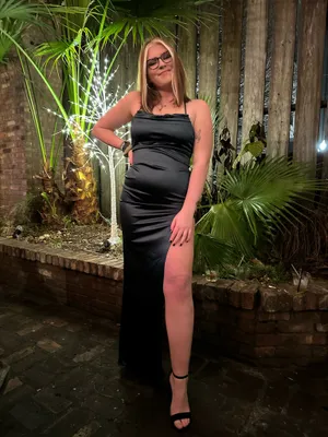 Windsor Satin Green Slit Dress thumbnail 3