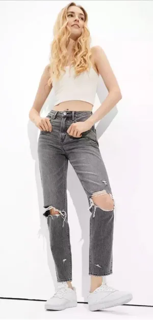 mom jeans thumbnail 1