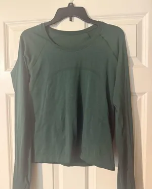 Swiftly Lululemon Waist Length Green thumbnail 1