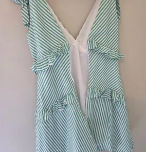 BCBGeneration Green and White Striped V-Neck Tie Shoulder Dress thumbnail 6