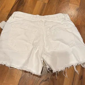 We The Free Free People white denim‎ distressed short women size 25 NWT thumbnail 5