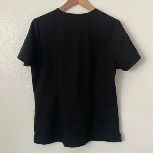 Figs S Casma Three-Pocket Scrub Top in Black thumbnail 10