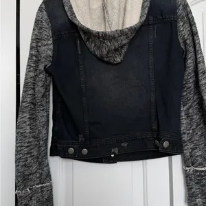 Free People distressed Black Jean Jacket with charcoal Sleeves thumbnail 6
