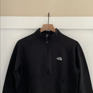 THE NORTH FACE Women’s Flight Series 1/4 Zip Pullover TNF in Black Size L thumbnail 3
