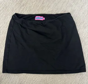 Edikted Black Mini Skirt thumbnail 2