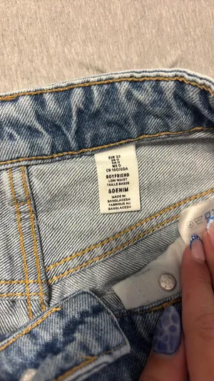 H&M Denim Jeans Boyfriend Low-Waist thumbnail 4