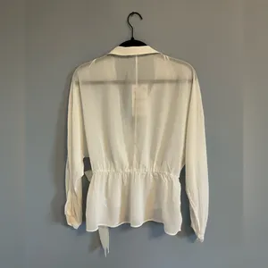 ZARA NWT Cream Sheer Blouse thumbnail 2