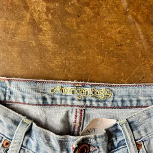 American Eagle Vintage Y2K Light Wash Low Rise Hipster Flare Jeans 8 Short Mall thumbnail 7