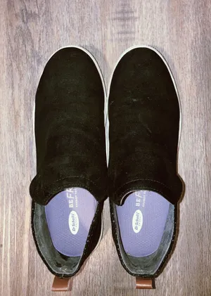 Black Slip Ons thumbnail 3