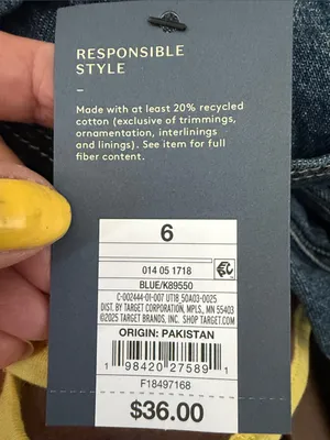Universal Threads Dark Blue Curved Leg Ankle Jeans thumbnail 2