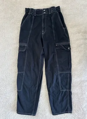 BDG Urban Outfitters Black Relaxed Skate Jean Cargo Jeans Women's Size 28 thumbnail 1
