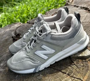 Women New Balance 009v1 Running Shoes Lace-Up, Low Top, Light Cliff Grey size 8.5 thumbnail 1