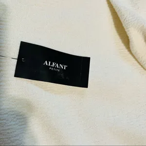 Alfani Cream Long Sleeve Light‎ Warm Sweater thumbnail 8