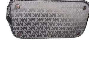 Michael Kors Tote Purse  thumbnail 17