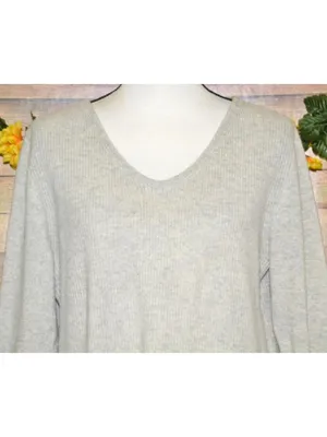 Neiman Marcus Cashmere Sweater L Beige 100% Cashmere Silk Hem V Neck Tunic thumbnail 3