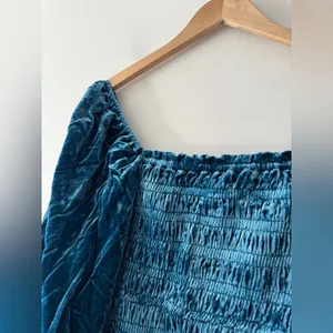 Anthropologie Smocked Puff Sleeve‎ Blue Velvet Square Neck Long Sleeve Top thumbnail 3