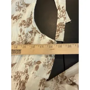 J. GEE Womens XL Maxi Dress Tan White Floral Tiered‎ Tie Shoulder Smocked NEW thumbnail 7